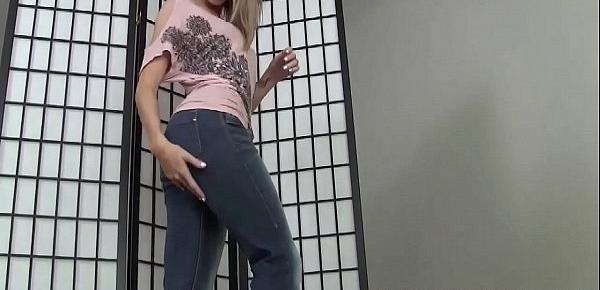  These tight ass hugger jeans are really hot JOI